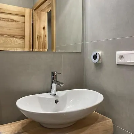 North Point Pod Rohacmi